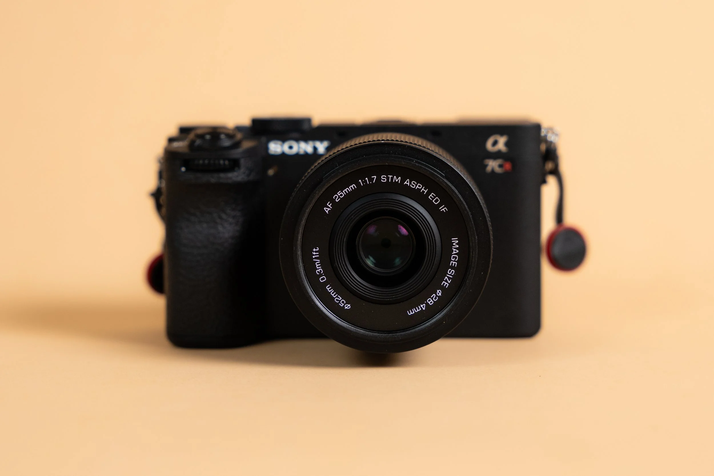 Viltrox 25mm f/1.7 AIR Review: A Shockingly Good Budget APS-C Lens